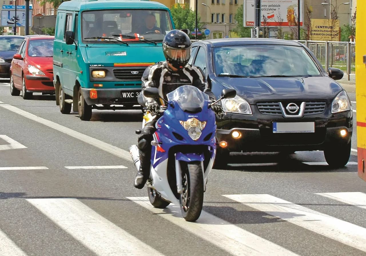 Ile kosztuje przegląd motoroweru? Zaskakujące zmiany w opłatach Ile kosztuje przegląd motoroweru? Zaskakujące zmiany w opłatach