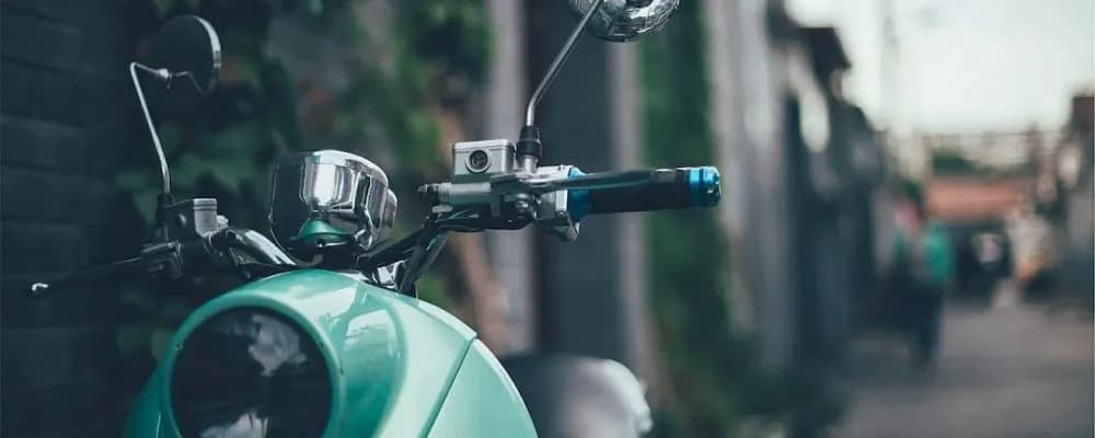 Ile kosztuje ubezpieczenie motoroweru? Sprawdź, co wpływa na ceny Ile kosztuje ubezpieczenie motoroweru? Sprawdź, co wpływa na ceny