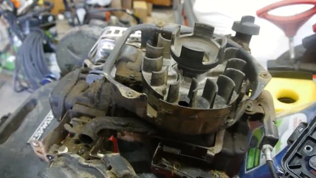 Jaka przerwa na świecy silnik Briggs & Stratton, aby uniknąć problemów? Jaka przerwa na świecy silnik Briggs & Stratton, aby uniknąć problemów?